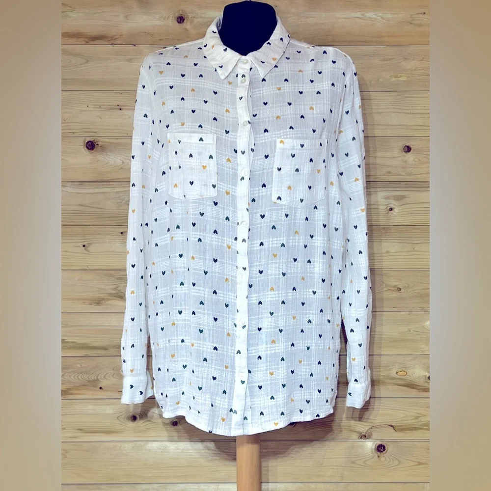 M&CO Heart Print Blouse - Picture 1 of 12